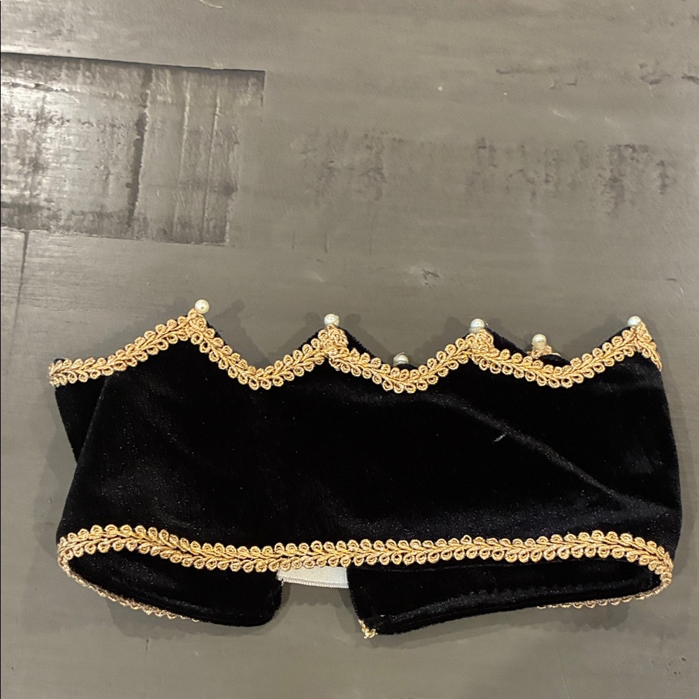 Baby King or Prince Costume Set for Halloween or Photoshoot - Picture 4 of 8